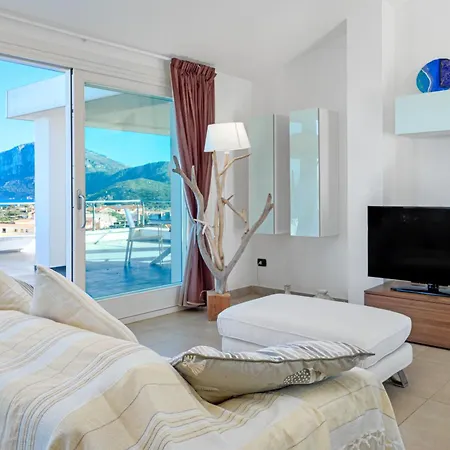 Marconi 12 Attico Apartment