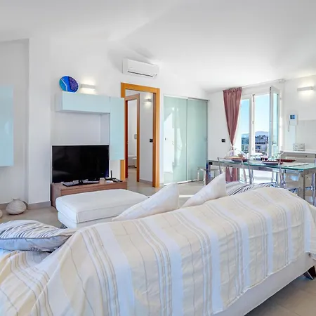 Apartmán Marconi 12 Attico Golfo Aranci